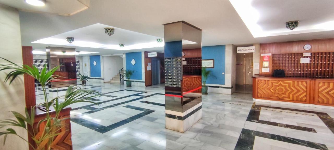 Apartamento Con Vistas Al Mar En Puerto Marina Leilighet Torremolinos Eksteriør bilde